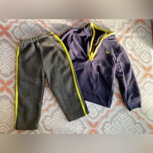 Baby Boys 18M Sweatsuit Outfit Carter's  Pullover & Sweatpants